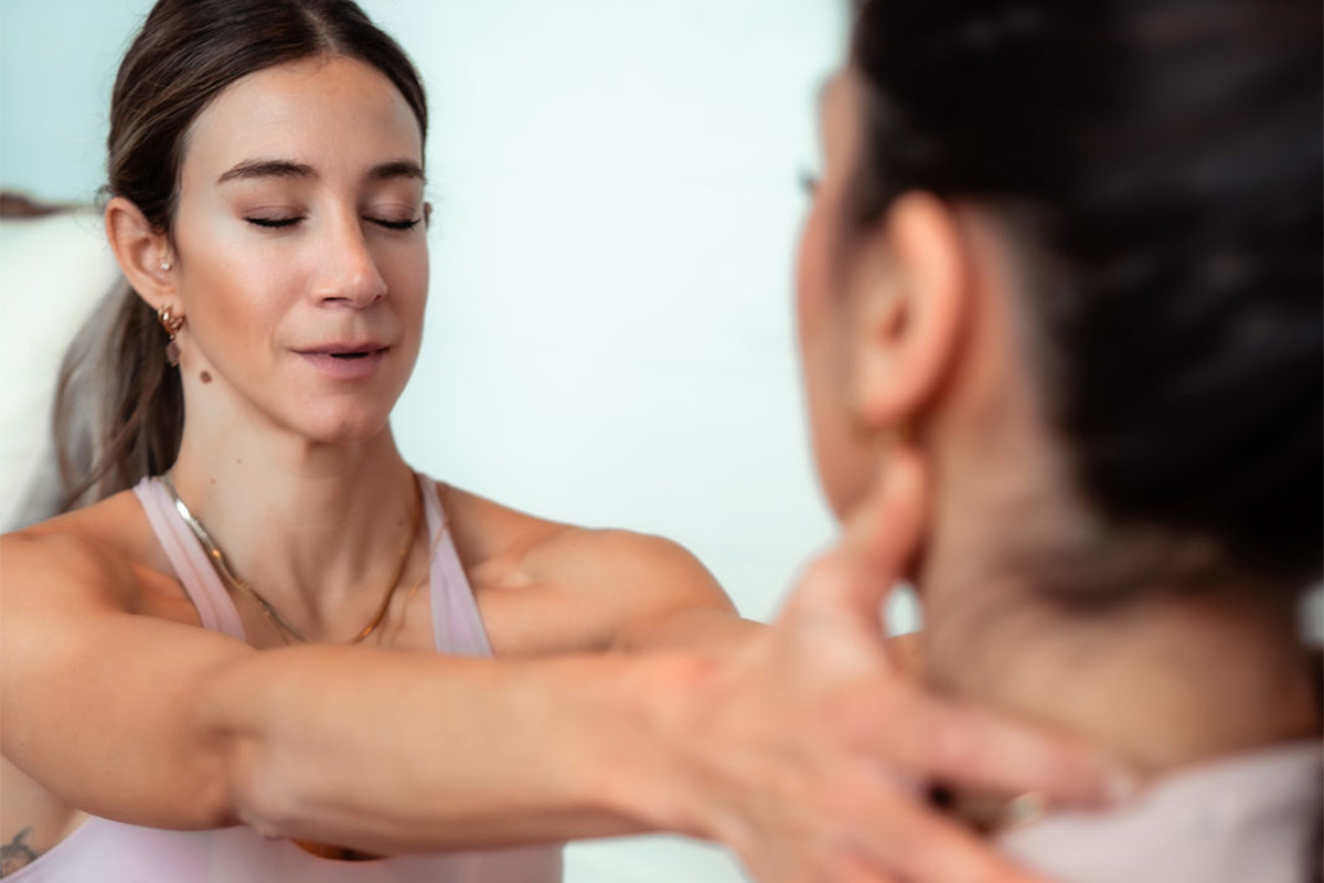 Cristina Schubert Pastor, Therapeutin beim Women’s Health Day Sylt, leitet einen Kurs zur Beckenbodentherapie.